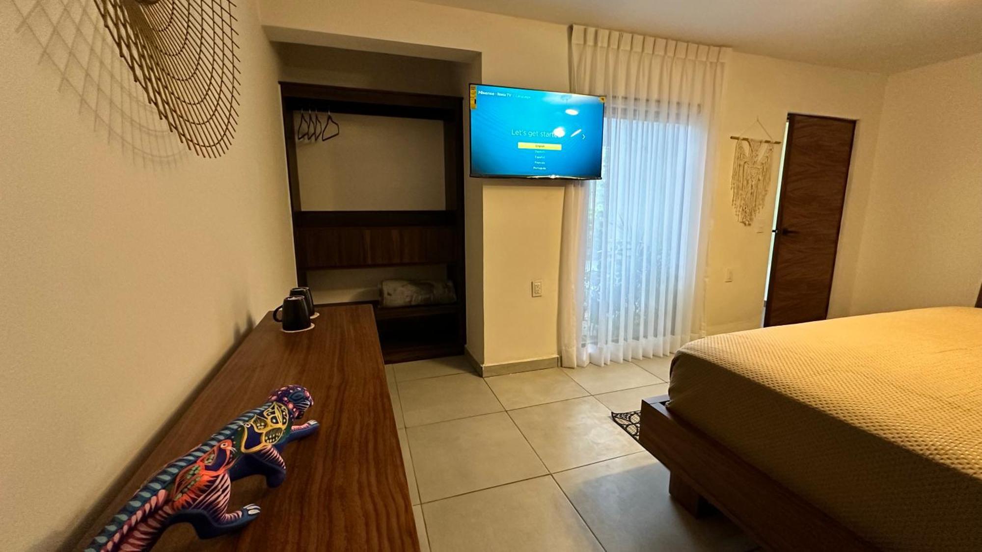 Hotel Boutique Villa Escondida, A Pasos De Lo Mejor En Tlaquepaque Esterno foto
