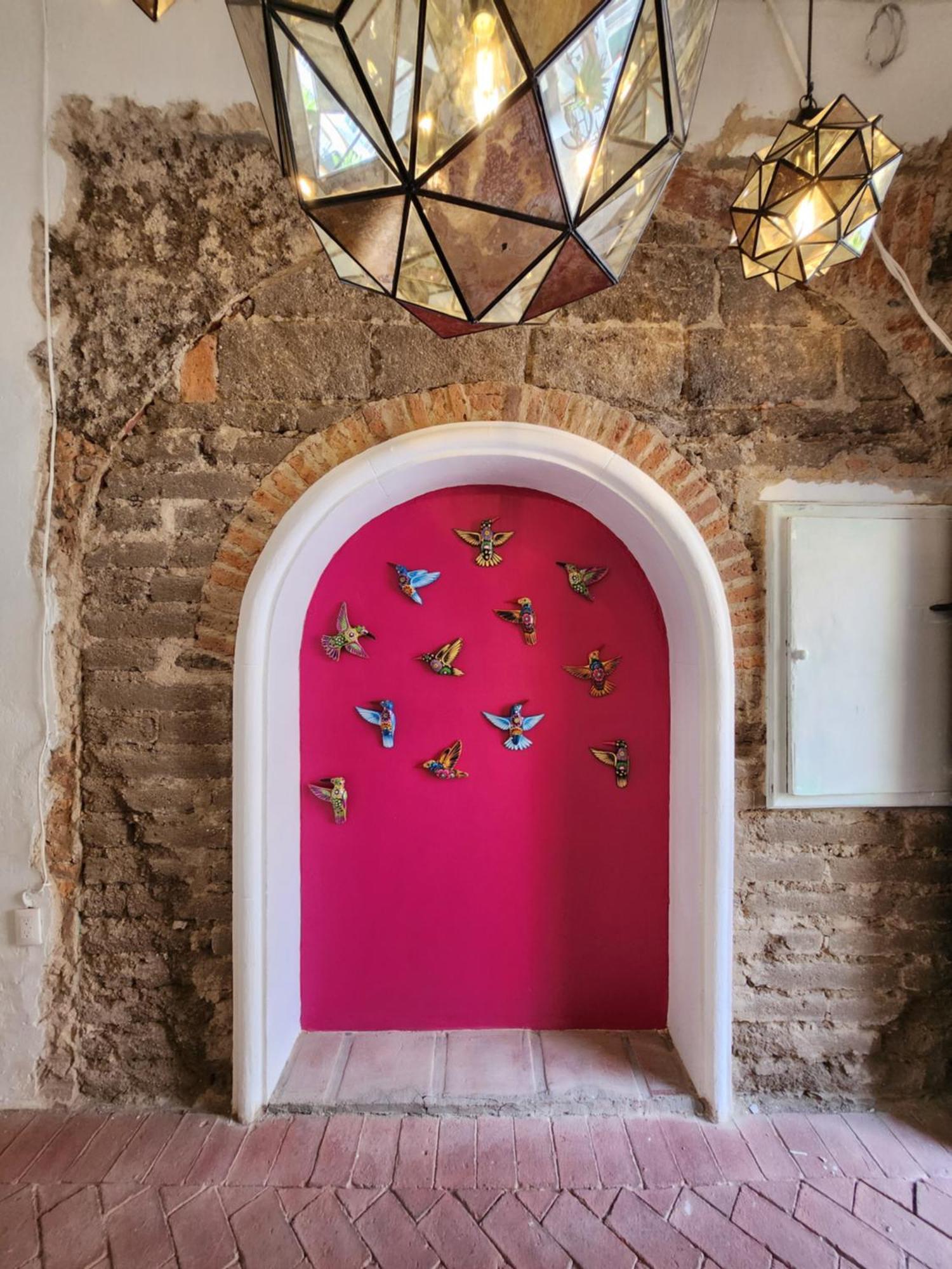 Hotel Boutique Villa Escondida, A Pasos De Lo Mejor En Tlaquepaque Esterno foto