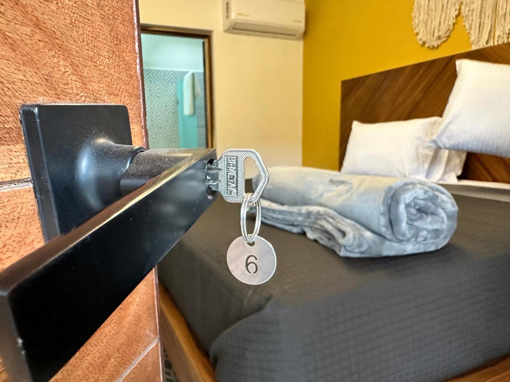 Hotel Boutique Villa Escondida, A Pasos De Lo Mejor En Tlaquepaque Esterno foto
